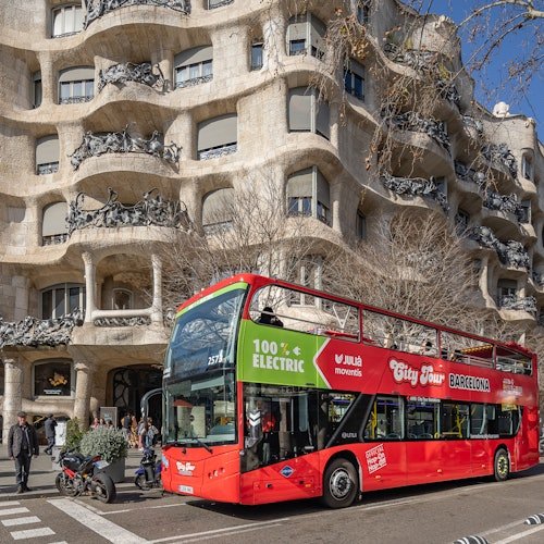 City Tour Barcelona: bus turĆstico de 24 o 48 horas Julia Viajes