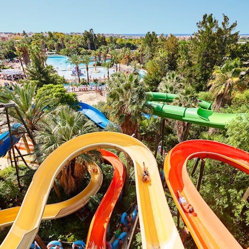 Caribe Aquatic Park y PortAventura: Entrada de 1 día, día y noche