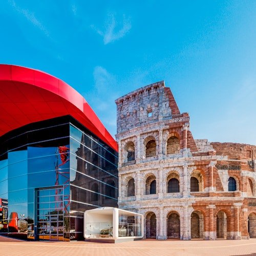 Ferrari Land: Entrada