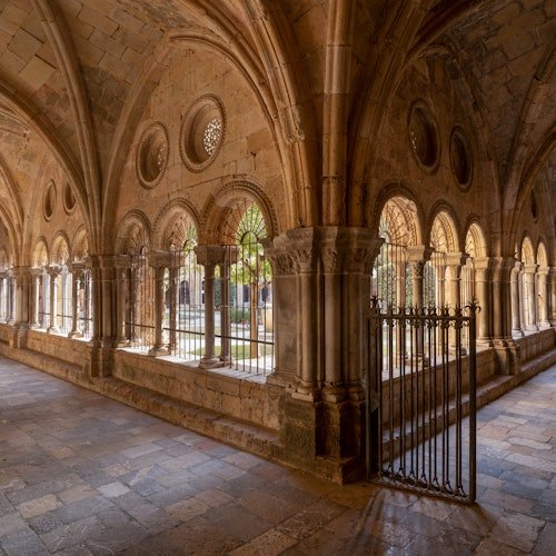 Tarragona Cathedral: Admission + App with Audio Guide