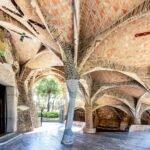 Cripta de Gaudí y Colonia Güell desde Barcelona + Audioguía