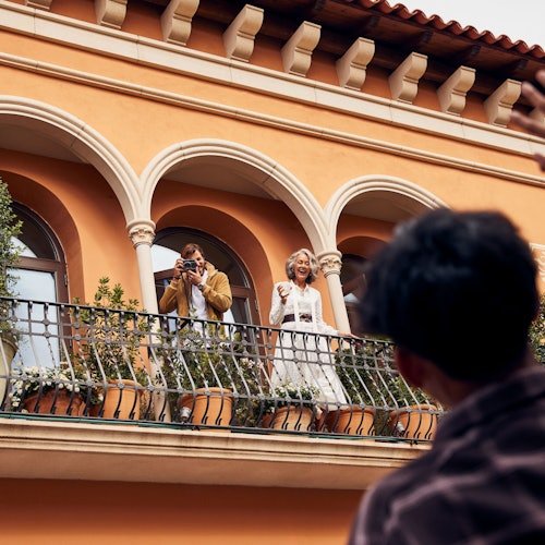 La Roca Village Shopping Express: Viaje de ida y vuelta desde Barcelona