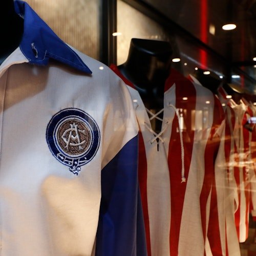 Atlético de Madrid: Tour libre + Entrada al museo