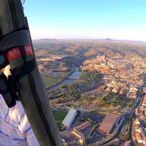 Toledo: Vuelo en Globo sobre Toledo + Transporte desde Madrid