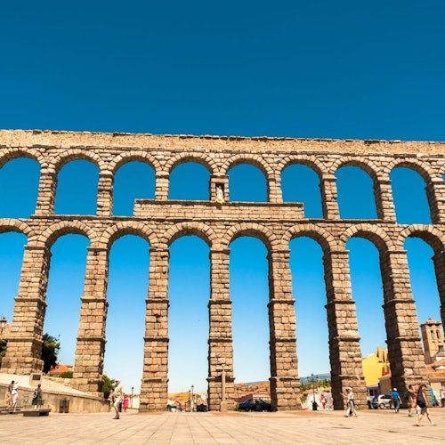 Segovia y Toledo: Entradas + Visita guiada + Traslados