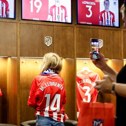 Atlético de Madrid: Tour libre + Entrada al museo