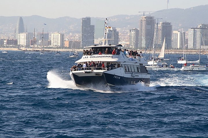 Las Golondrinas Barcelona 60 minutos en barco