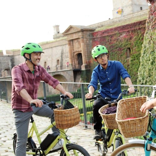Barcelona: Tour en eBike por los 10 lugares más destacados