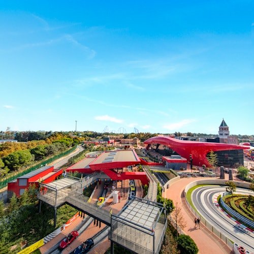 Ferrari Land: Entrada
