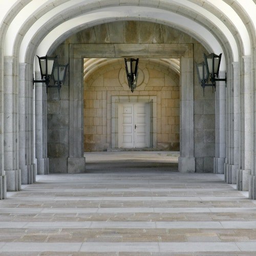 Real Monasterio de El Escorial + Valle de los Caídos: Excursión de medio día desde Madrid