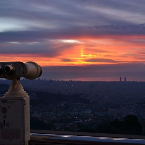 Área Panorámica del Tibidabo: Entrada + Cuca de Llum y Acceso TibiBus