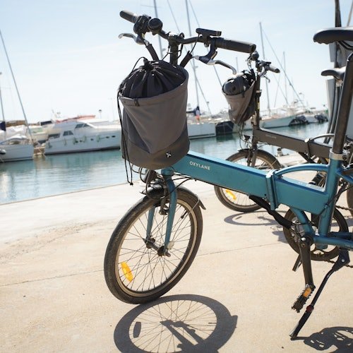 Excursión de Medio Día por Barcelona: E-Bike, Visita a Viñedos, Cata de Vinos y Vela