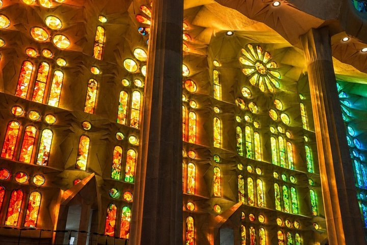Barcelona : Visita guiada sin colas y entradas de la Sagrada Familia