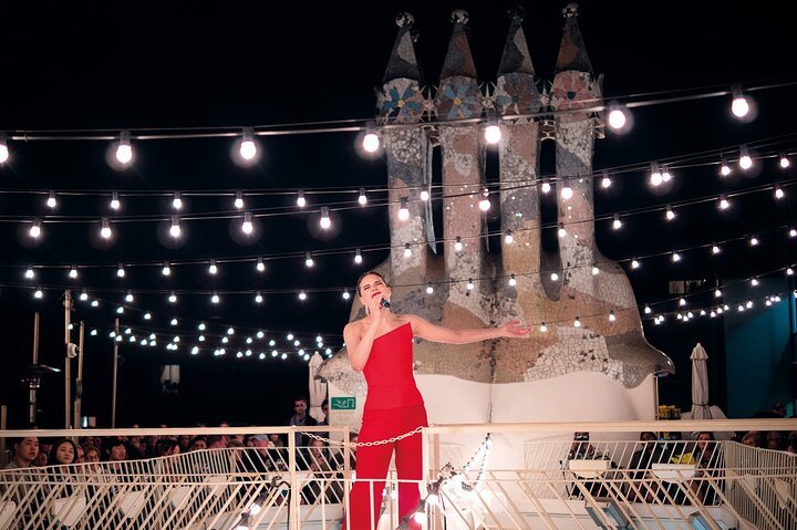 Casa Batlló Noches mágicas : Visita, bebida & concierto en la azotea