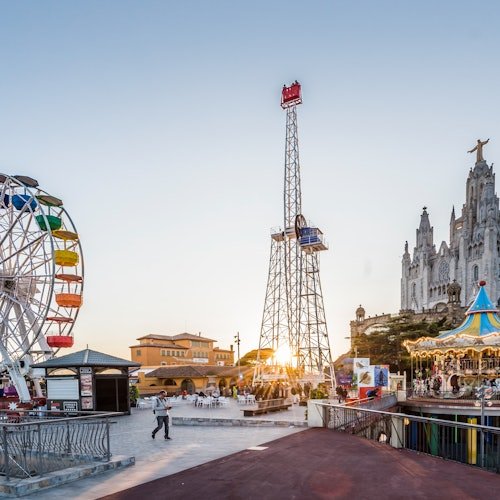 Área Panorámica del Tibidabo: Entrada + Cuca de Llum y Acceso TibiBus