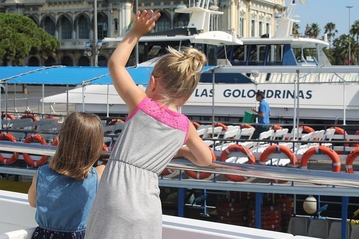 Las Golondrinas Barcelona 60 minutos en barco