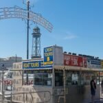 Barcelona: "Las Golondrinas" Navegación de 1 hora por la costa