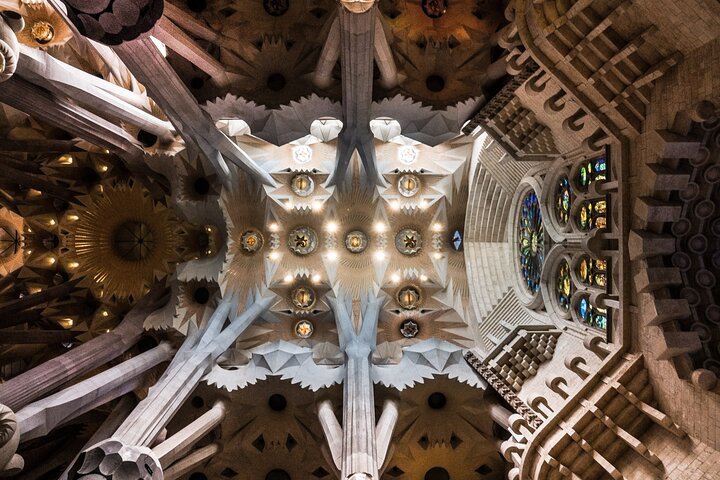 Visita guiada a la Sagrada Familia con entrada sin colas