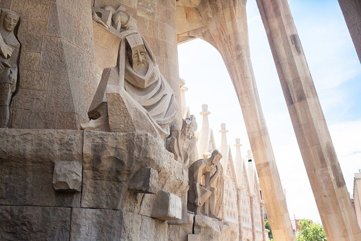 Visita guiada a la Sagrada Familia con entrada sin colas