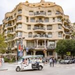Barcelona: 1-hour tour in a private electric tuk-tuk