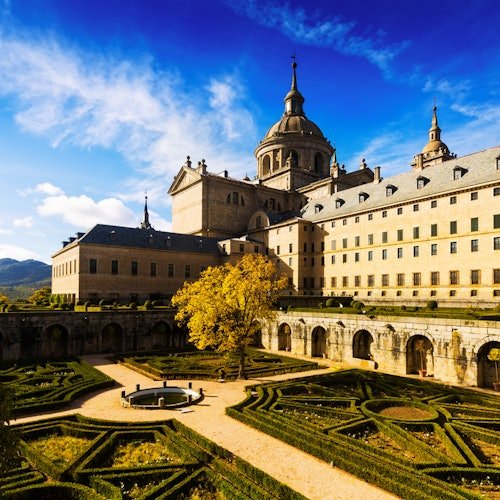 Real Monasterio de El Escorial + Valle de los Caídos: Excursión de medio día desde Madrid