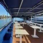 Sevilla: Crucero en barco con bebida y aperitivo