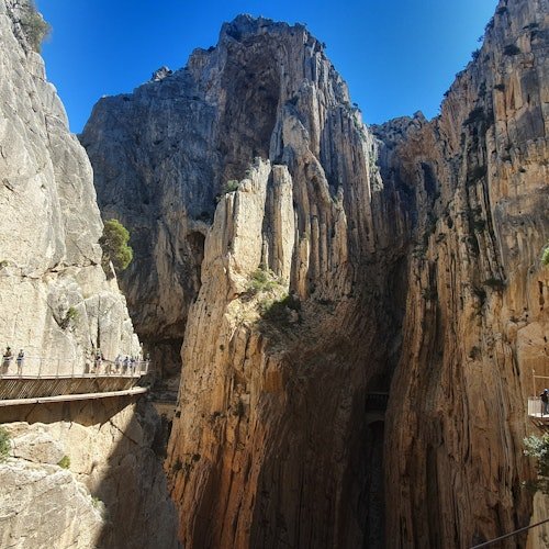 Caminito del Rey: Visita guiada desde Málaga + Visita a Álora + Comida
