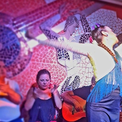 El Toro y la Luna Tablao Espectáculo Flamenco con Cena y Bebida