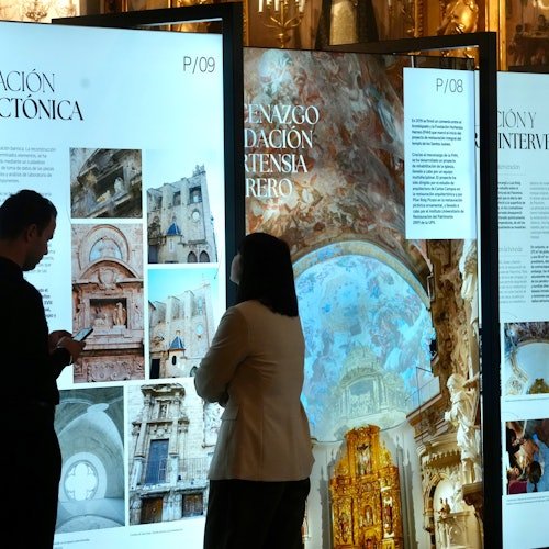 Royal Parish Church of Los Santos Juanes: Admission + Immersive Baroque Experience