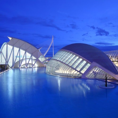 Hemisfèric de Valencia, planetario y sala de proyección