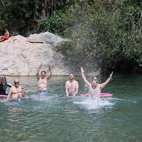 Termas de Montanejos y Cascada de la Novia: Excursión Guiada desde Valencia + Comida
