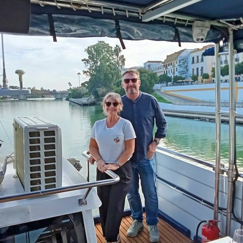 Seville: Guided Boat Tour on the Guadalquivir River