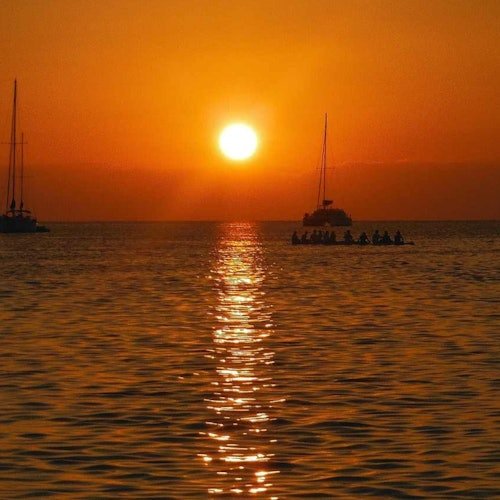 Malaga: Sunset Boat Tour + Drink
